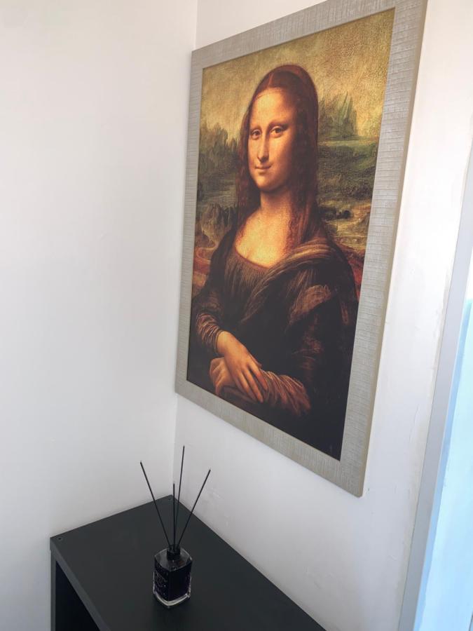 Monna Lisa Appartamento Lecce Centro Экстерьер фото